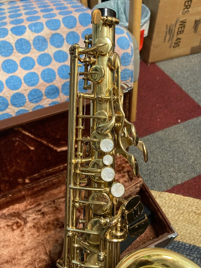 Yamaha YAS 32 purple logo, alto sax in excellent condition 
