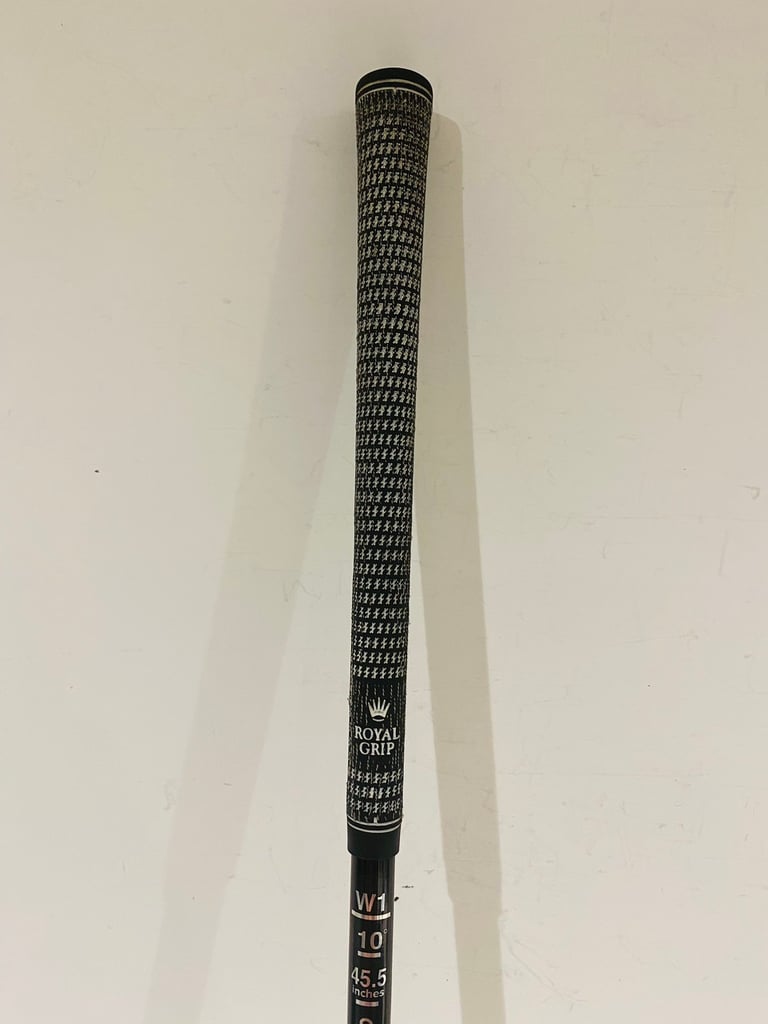 SRIXON XX10 AX SOLE TITANIUM DRIVER.     R/H. 