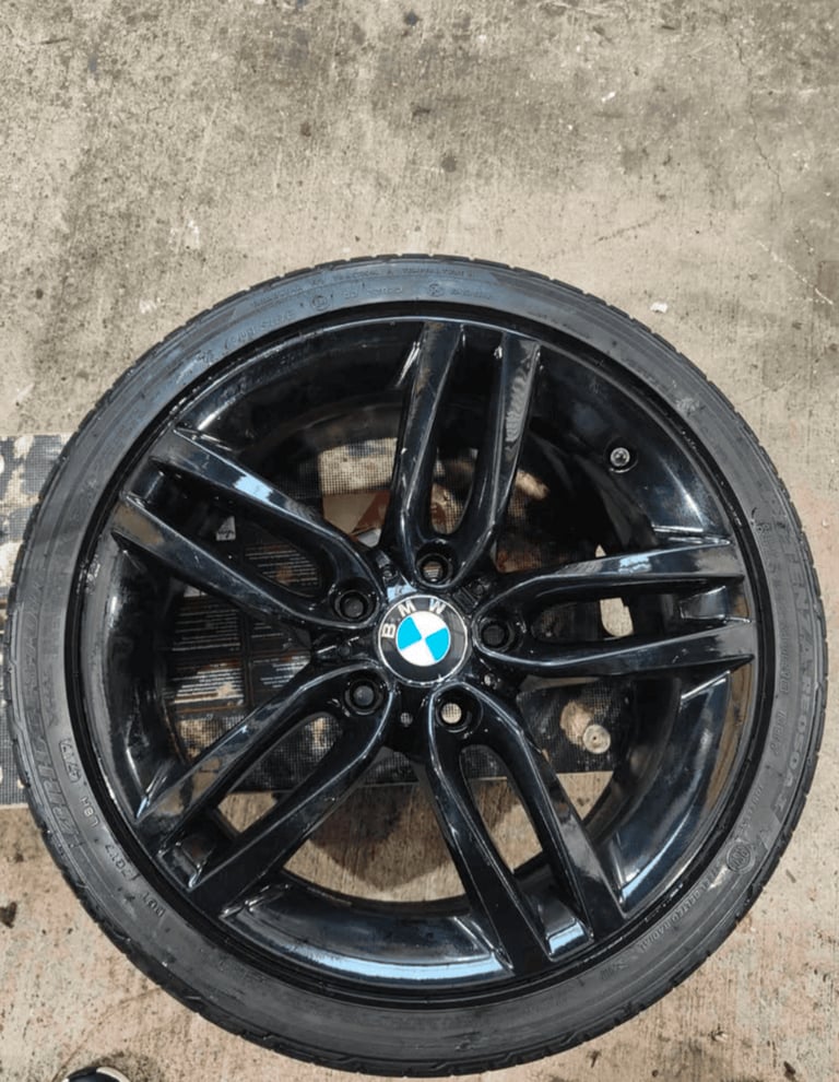 18 inch BMW OEM Alloys & Bridgestone Tyres – Ready to Fit, Great Tread