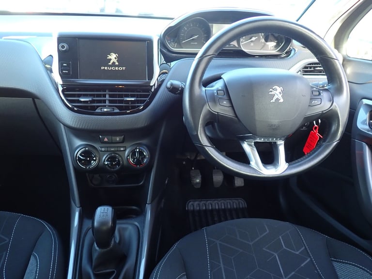 2017 Peugeot 2008 1.2 PureTech Active SUV 5dr Petrol Manual Euro 6 (82 ps)