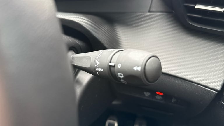 2022 Peugeot 208 1.2 PureTech Allure Premium + Hatchback 5dr Petrol Manual Euro 6 (s/s) (100 Hatc...