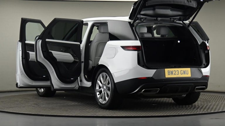 2023 Land Rover Range Rover Sport 3.0 P440e 38.2kWh SE SUV 5dr Petrol Plug-in Hybrid Auto 4WD Eur...