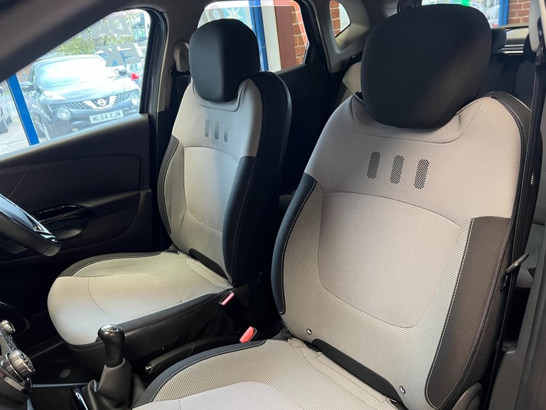 2014 Renault Captur 1.5 dCi 90 Dynamique S MediaNav Energy 5dr HATCHBACK Diesel Manual