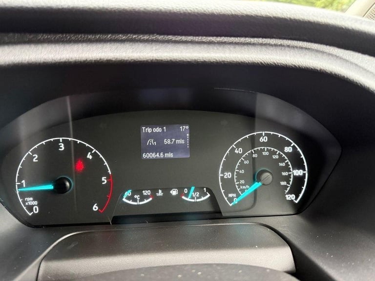 2021 70 FORD TRANSIT CUSTOM 2.0 280 130BHP ECOBLUE LIMITED EURO 6 L1 H1 SWB PANE