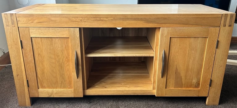 Aston Solid Oak TV Cabinet