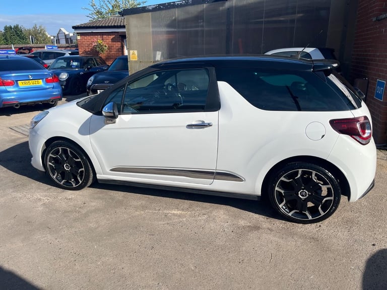 CITROEN DS3 1.6 e-HDi Airdream DSport Plus in Blanc Banquise White 2013