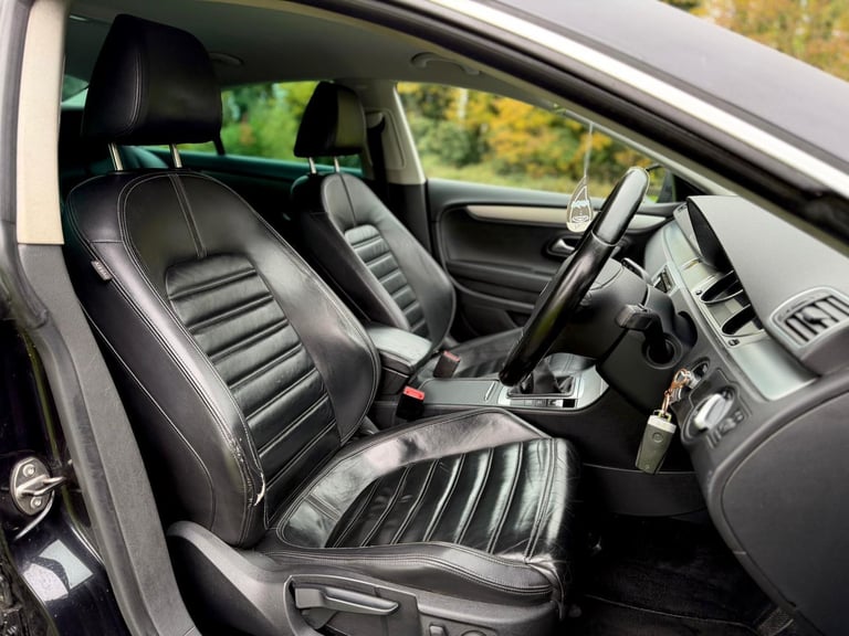 Volkswagen Passat GT CC  Bluemotion 2.0Diesel 140BHp 2011 Model