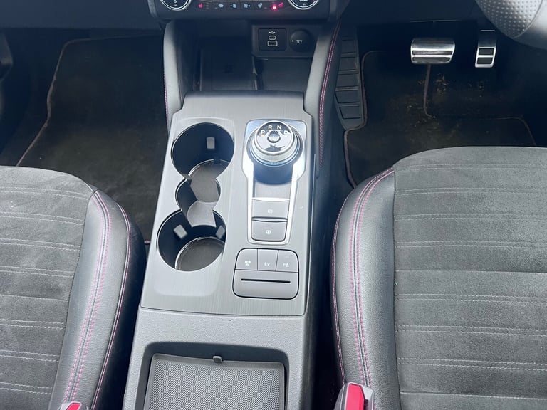 2023 Ford Kuga 2.5 EcoBoost Duratec 14.4kWh ST-Line X SUV 5dr Petrol Plug-in