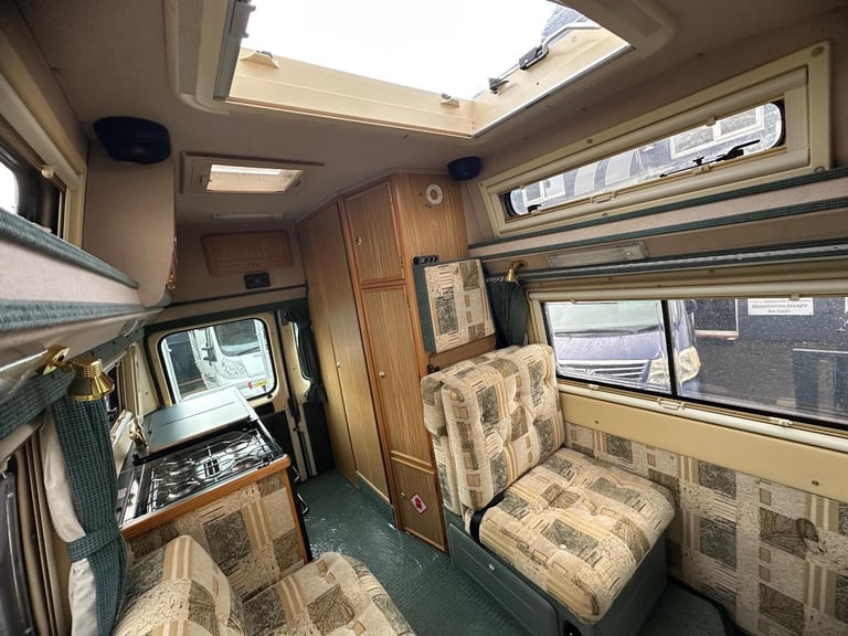 Auto-Sleepers Symbol 2 berth compact DIESEL MANUAL 2004/04