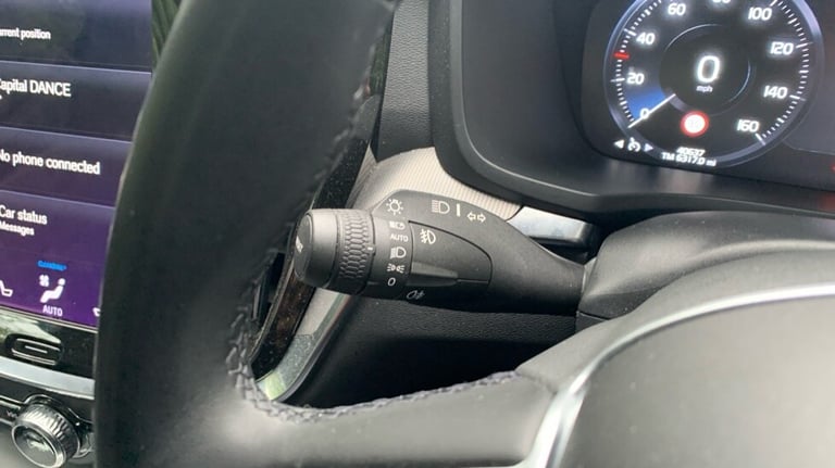 2021 Volvo S60 R-Design, B5 mild hybrid Saloon Petrol Automatic