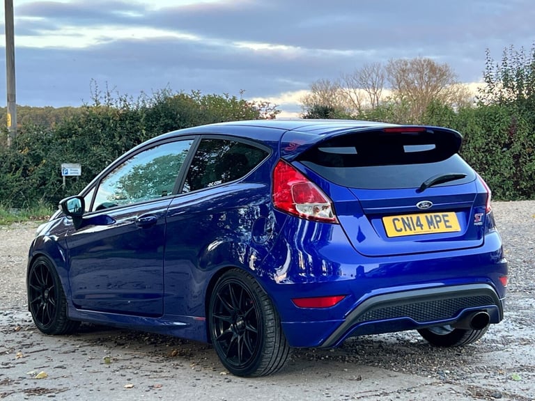 2014 Ford Fiesta 1.6T EcoBoost ST-2 Hatchback 3dr Petrol Manual Euro 6 (182 ps) HATCHBACK Petrol ...