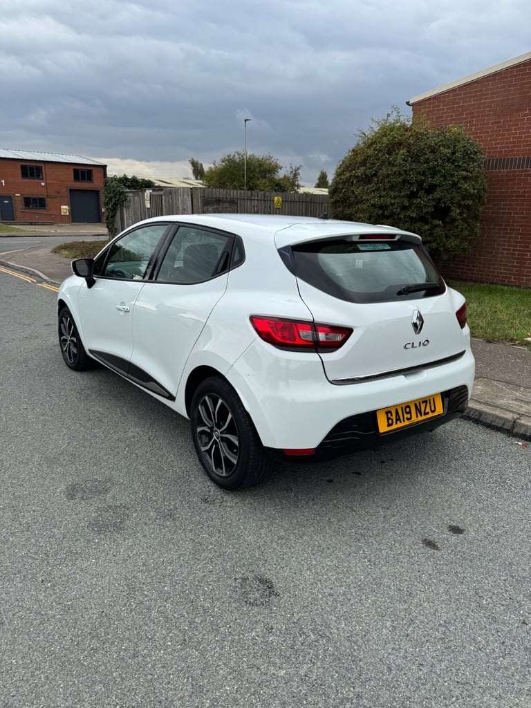 Renault, CLIO, Hatchback, 2019, Manual, 898 (cc), 5 doors