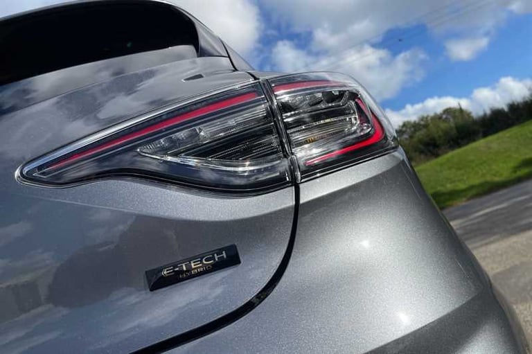 2025 Renault Clio 1.6 E-TECH techno Hatchback 5dr Petrol Hybrid Auto Euro 6 (s/s) (145 ps) Hatchb...