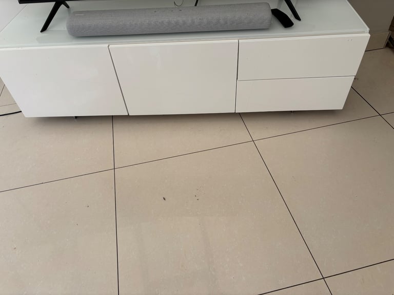 White sideboard 