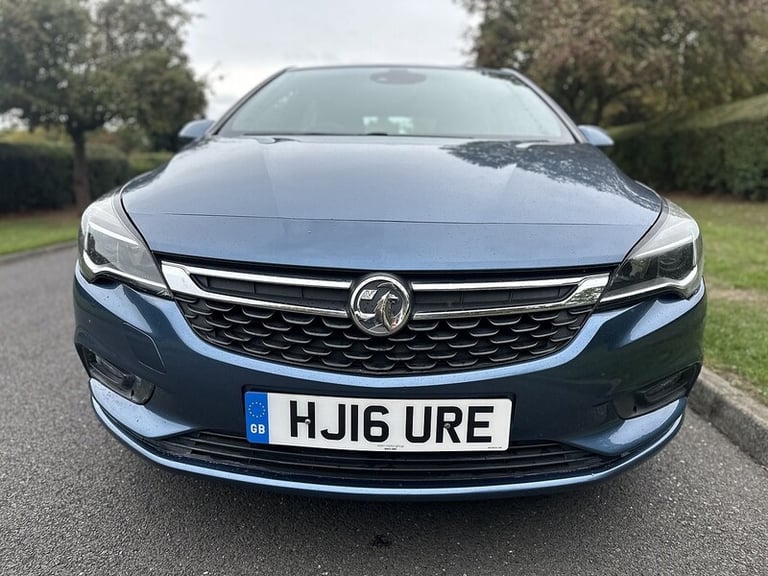 2016 Vauxhall Astra i SRi Hatchback Petrol Manual