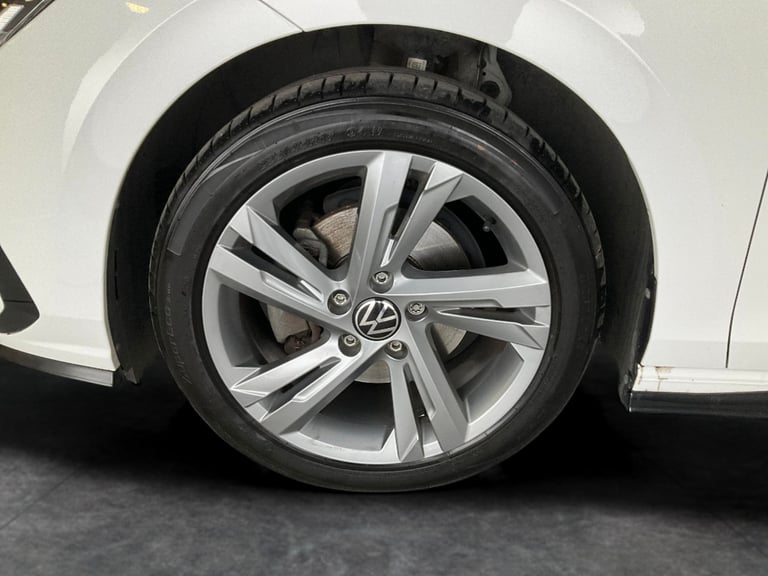 2023 Volkswagen Golf 1.5 eTSI MHEV R-Line Hatchback 5dr Petrol Hybrid DSG Euro 6 (s/s) (150 ps)  ...
