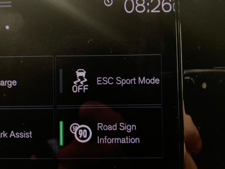 2021 Volvo XC40 1.5 T5 Recharge PHEV R DESIGN 5dr Auto ESTATE PETROL/ELECTRIC Automatic