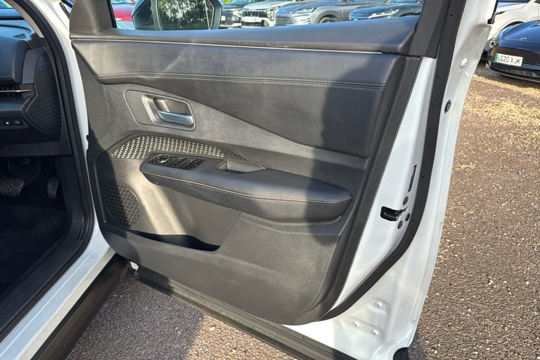 Nissan Ariya 63kwh Advance Suv 5dr Electric Auto 7.4kw Charger 217 Ps Electric