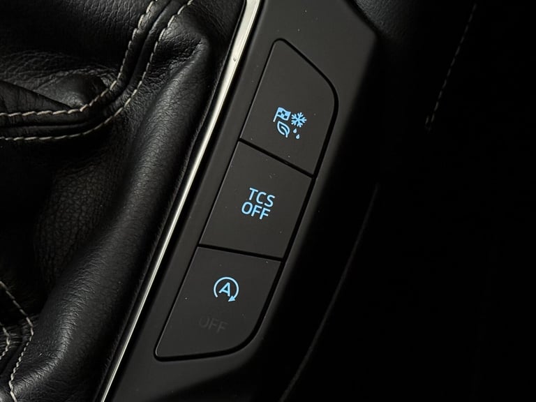 2020 Ford Focus 1.0T EcoBoost Vignale Euro 6 (s/s) 5dr HATCHBACK Petrol Manual