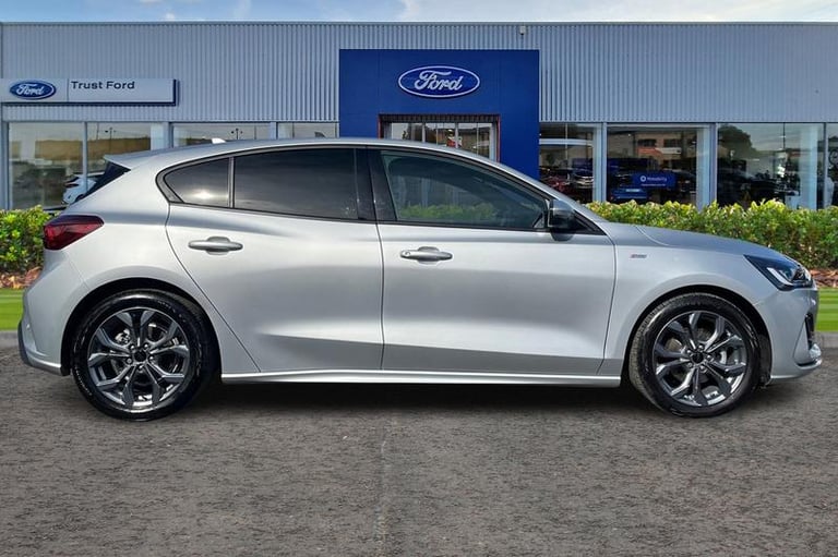 2024 Ford Focus 1.0 EcoBoost Hybrid mHEV ST-Line 5dr, Apple Car Play, Android Auto, Parking Hatch...