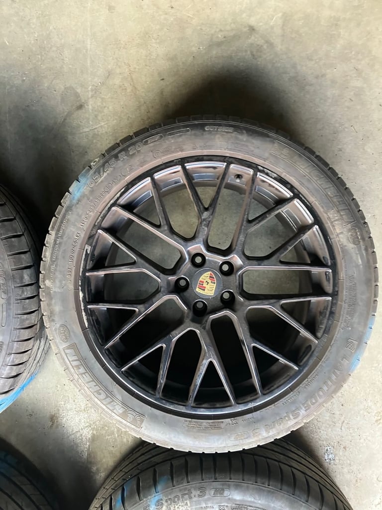 Alloys wheels Porsche macan GTS Spyder 20inch