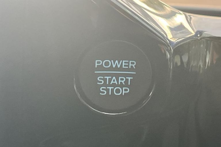 2025 Ford Tourneo Custom 2.5 PHEV 232ps H1 Titanium 8 seater Auto MPV PETROL/ELECTRIC Automatic