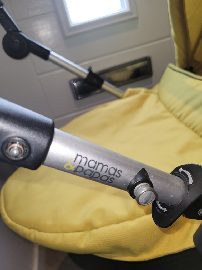 Mamas & Papas pram & bassinet 