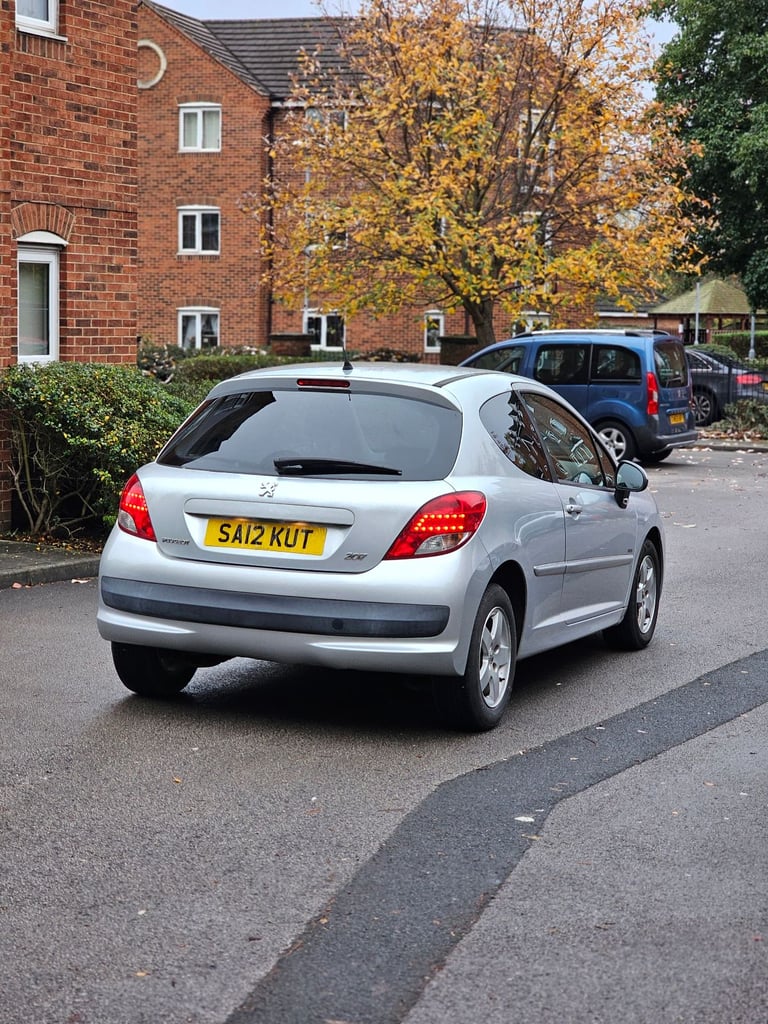 Peugeot, 207, Hatchback, 2012, Manual, 1360 (cc), 3 doors