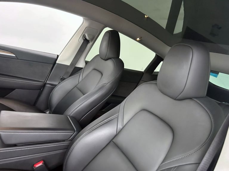 2022 Tesla Model Y (Dual Motor) Long Range SUV 5dr Electric Auto 4WDE (384 bhp) 1 OWNER MPV ELECT...
