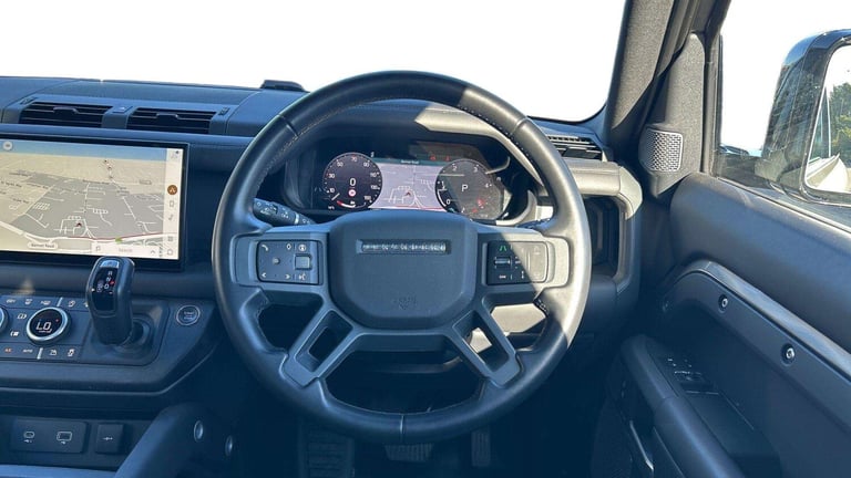 2024 Land Rover Defender 3.0 D250 X-Dynamic HSE 90 3dr Auto ESTATE DIESEL Automatic