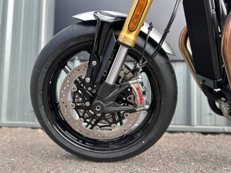 STUNNING BRAND NEW 2025MY TRIUMPH SPEED TWIN 1200 RS MOTORCYCLE 