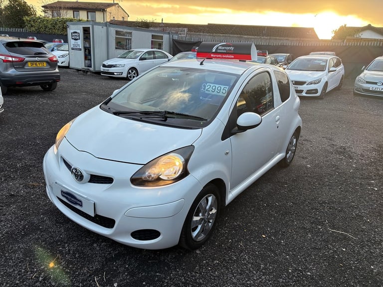 2011 Toyota AYGO 1.0 VVT-i Hatchback Petrol Manual