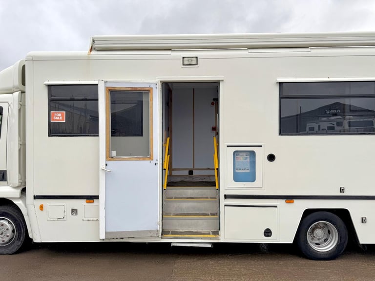 2008 DAF LF45.220 EXHIBITION BUS CAMPER MOTORHOME RACEVAN PROJECT 70,000 MILES