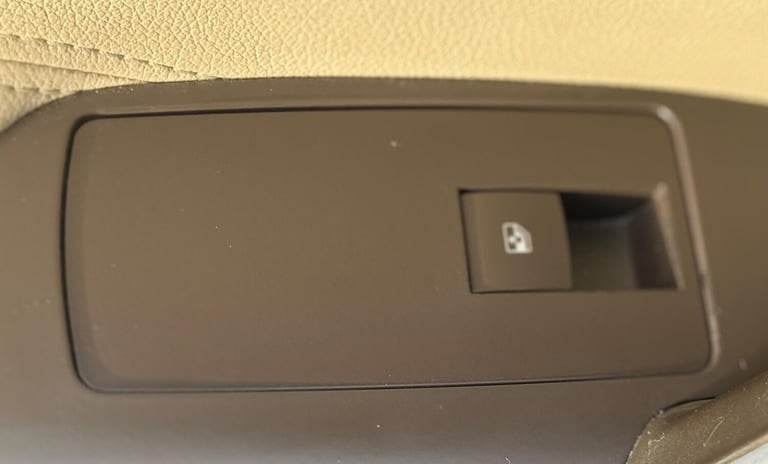 2009 Vauxhall Insignia 2.8T V6 Elite Nav Sports Tourer Auto 4WD Euro 5 5dr