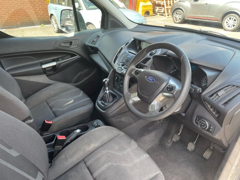 Ford TOURNEO CONNECT GRD ZETEC