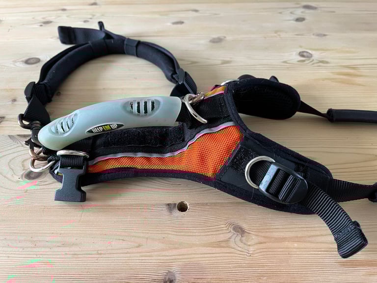 Dog harness (Help em up - blue dog U-band style)