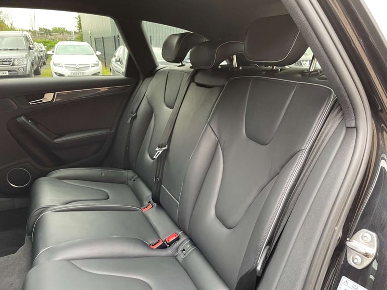 2014 Audi A4 4.2 RS 4 FSI Quattro Auto 4WD 5dr Estate Petrol Automatic