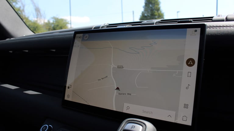 2025 Land Rover Defender Diesel Estate 3.0 D300 Outbound 130 5dr Auto SUV Diesel Automatic