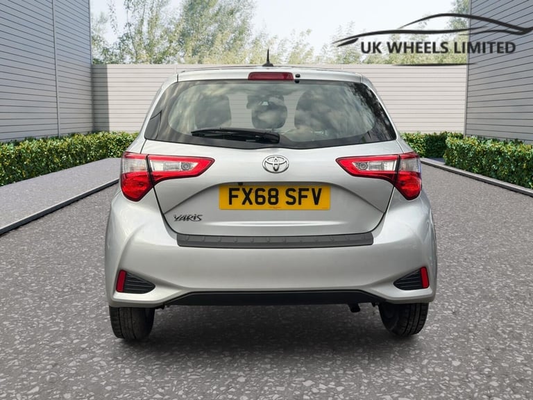 2018 Toyota Yaris 1.5 VVT-i Icon CVT Euro 6 5dr HATCHBACK Petrol Automatic