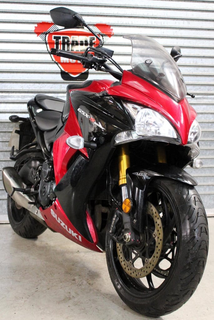 2018 18 SUZUKI GSX-S1000F GSXS 1000 F ABS RED BLACK HPI CLEAR 21K NEW MOT 
