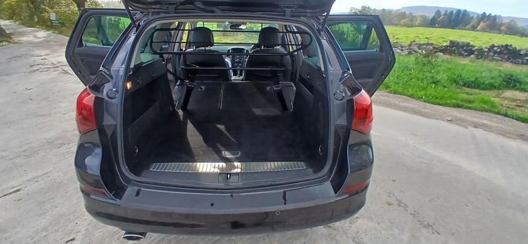 2011 Vauxhall Astra 2.0 Cdti Se Auto Estate 47000 Miles