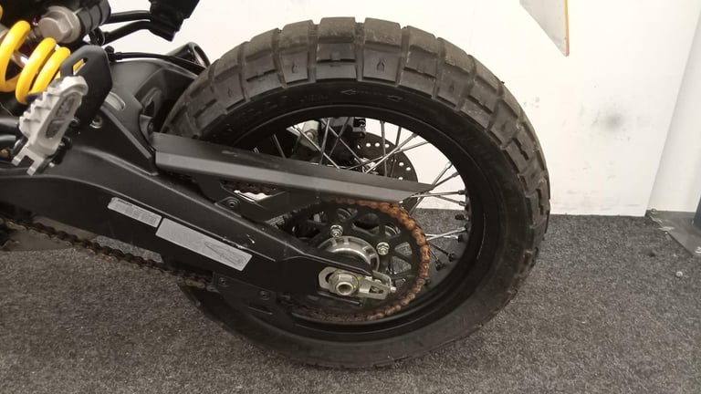 DUCATI SCRAMBLER DESERT SLED ** 12 MONTH MOT - ONE FORMER KEEPER - TAIL TIDY ** 