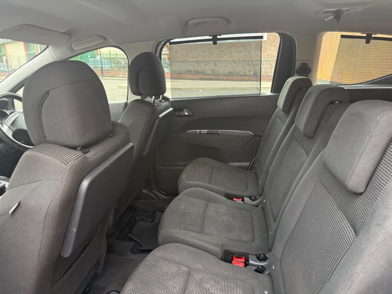  Peugeot 5008 1.6 HDi Active Euro 5 5dr Diesel Manual