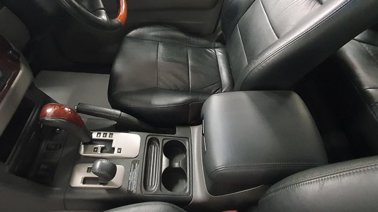 MITSUBISHI SHOGUN 3.2DI-D AUTO ELEGANCE *27,000 MILES* 7 SEATER* WOW 27K