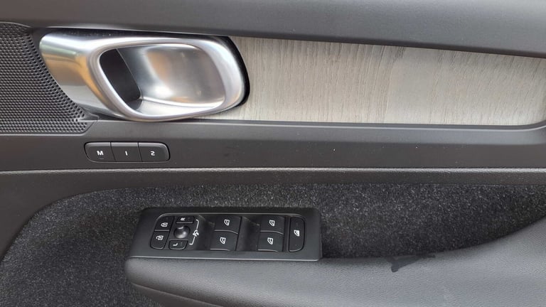  Volvo XC40 1.5 T3 [163] Inscription Pro 5dr Geartronic Estate Petrol Automatic