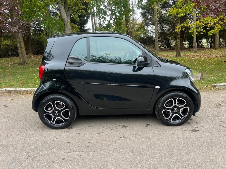2019 smart fortwo 0.9T Prime (Premium Plus) Twinamic Euro 6 (s/s) 2dr COUPE Petrol Automatic