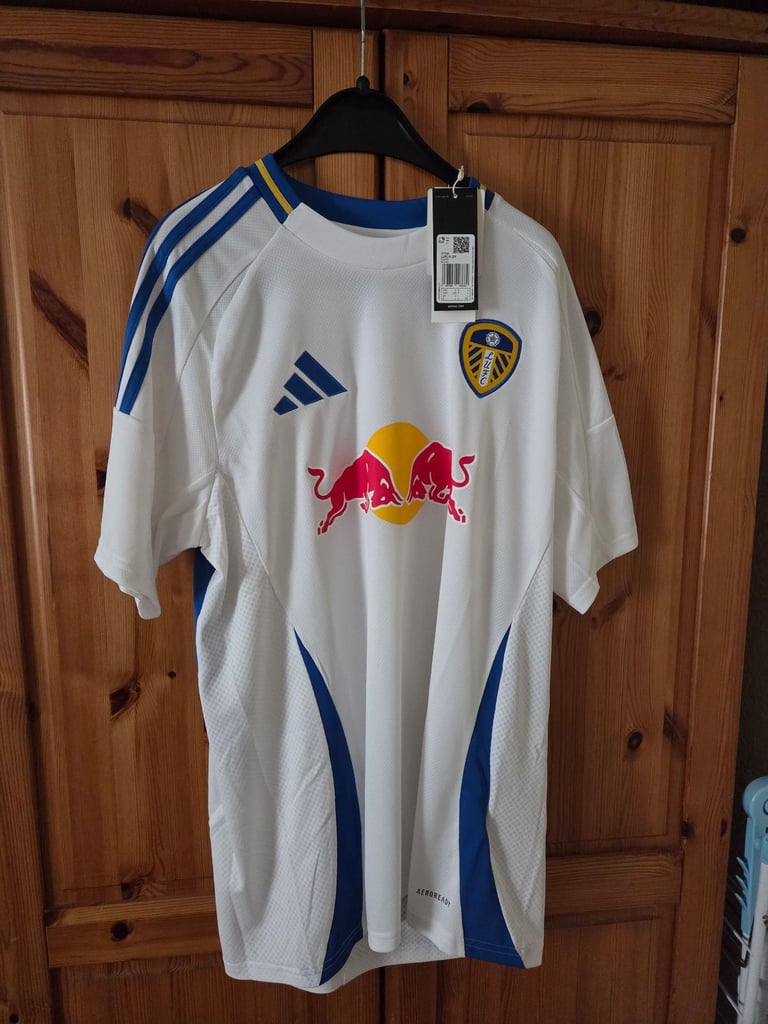 image for LEEDS UNITED GENUINE ADIDAS HOME SHIRT. LARGE SIZE NEW WITH TAGS UNWORN 
