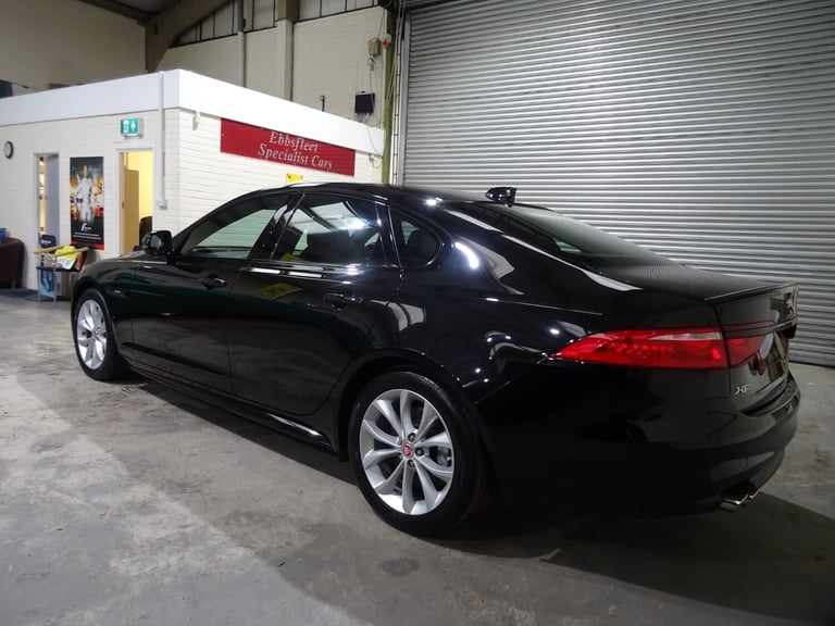2015 Jaguar XF 2.0d [180] R-Sport 4dr Automatic **LOW MILEAGE*ONLY 15500 MILES FROM NEW** SALOON ...