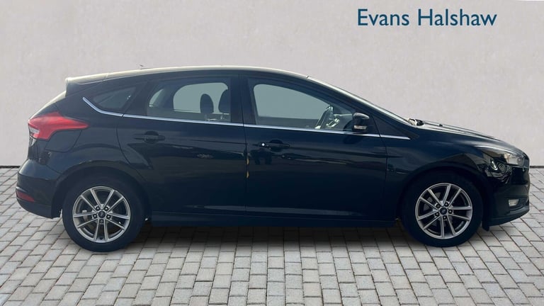 2016 Ford Focus 1.5 TDCi 120 Zetec 5dr HATCHBACK DIESEL Manual