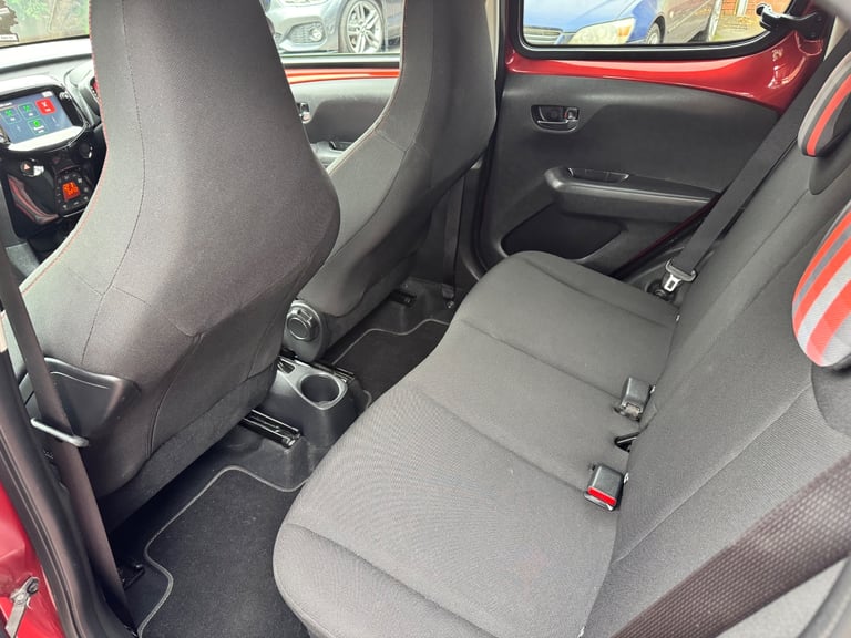 ** Peugeot 108 Collection 70 Reg 2020 1.0l Petrol 5-dr Manual **